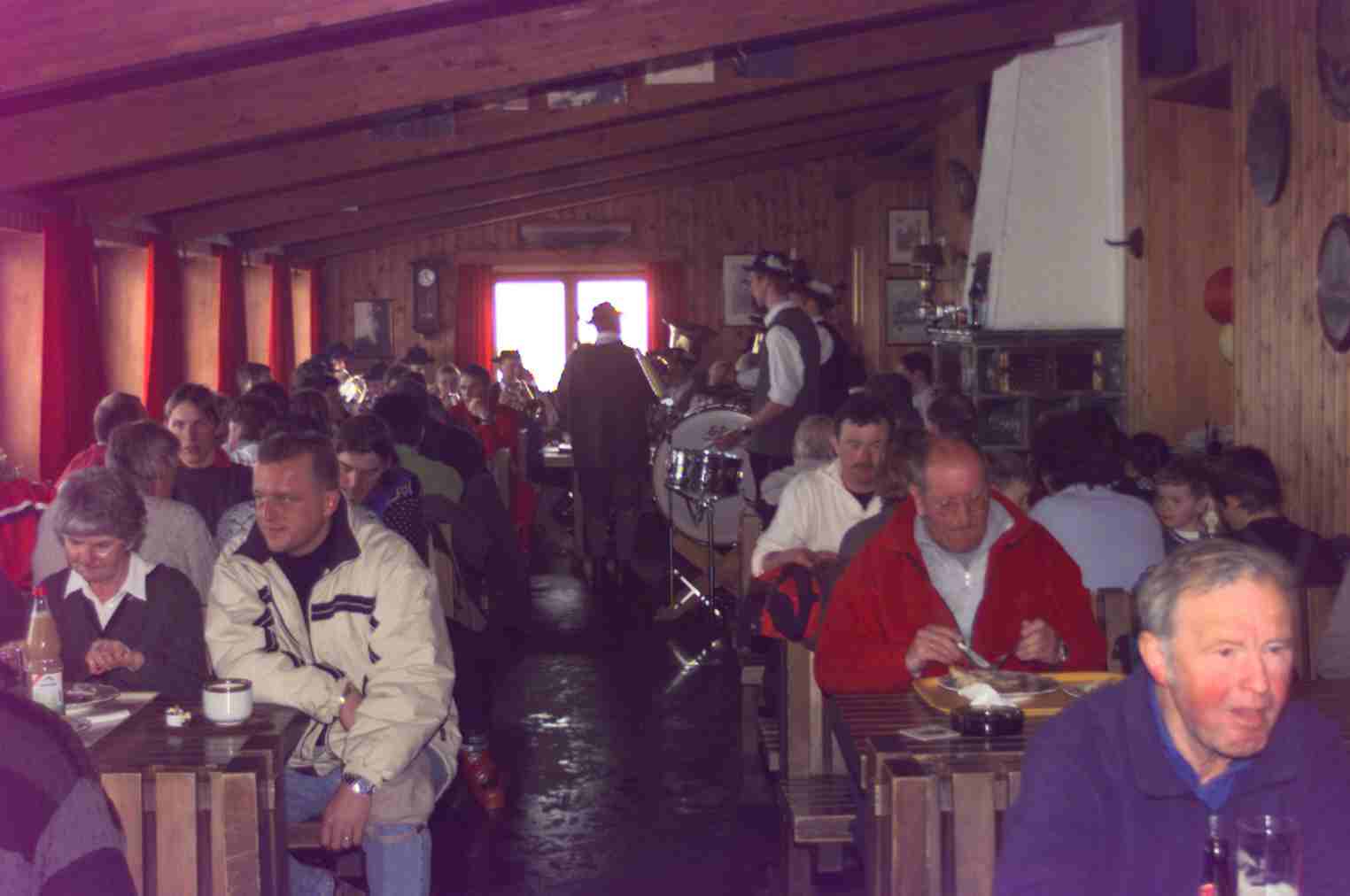 Blasmusik im grossem Gastraum